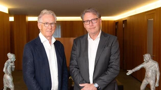 Abschied in Raten: Jack Brunner (links) und Giorgio Cappellin von der Riedi Ruffner Theus Treuhand AG geben den Stab an die nächste Generation weiter.
