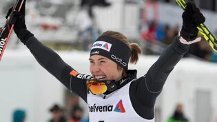 Grosser Tag: Laurien van der Graaff freut sich am 30. Dezember 2017 in Lantsch/Lenz über ihren ersten Sieg im Langlaufweltcup.