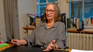 Verärgert: Die Vizepräsidentin des Hebammenverbands Sektion Glarus, Helene Creo, zeigt sich entrüstet über die Aufhebung der Bereitschaftsentschädigung für Hebammen.