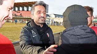 In Kontakt mit den Fans: Serkan Yildiz ist an allen Heimspielen dabei und erste Ansprechperson für die Fans, aber auch die Juniorentrainer. 
