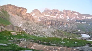 Dieser Ausblick bietet sich von der Hütte ins Gebiet.