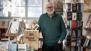 Die Liste soll eine Diskussion anregen: Hans Kaspar Schiesser ist der Kopf hinter der Wahl zu den 100 besten Glarner Büchern.