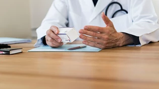 Eine äusserst bittere Pille: Die Krankenkassenprämien steigen in der Grundversicherung national um 8,7 Prozent – in Graubünden sind es 8,3 Prozent.