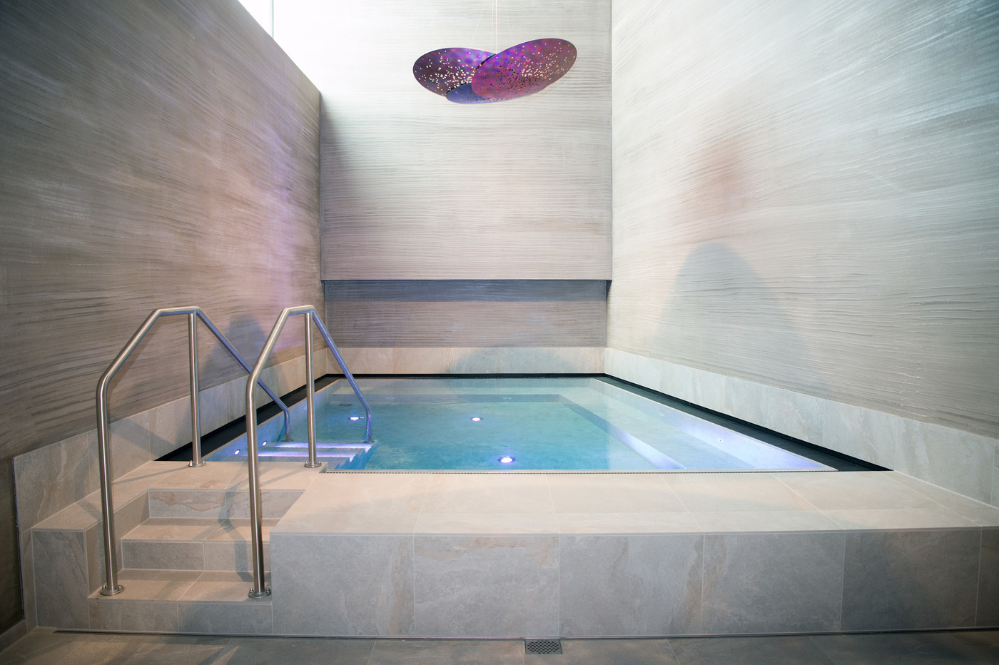 Wellness- statt Stresstag: Wieso schenkt ihr euren Liebsten nicht einfach ein gemeinsames Erlebnis auf Weihnachten?