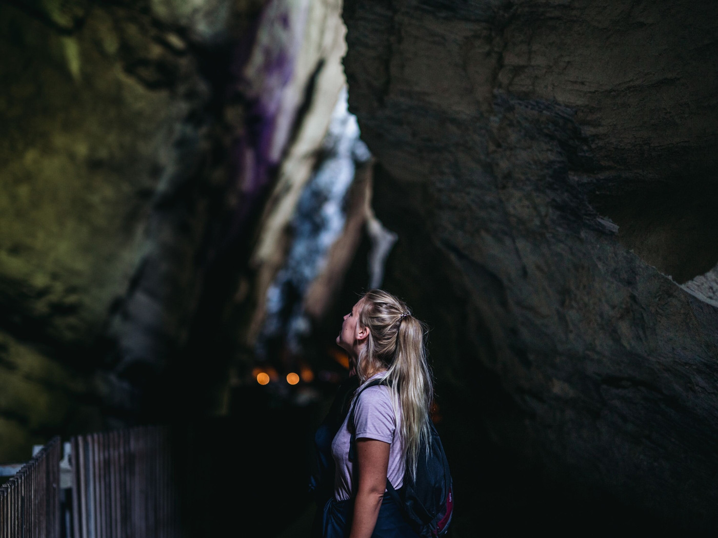 Tief ins Innere: Ein 450 Meter langer, sicherer Weg führt in die Taminaschlucht.