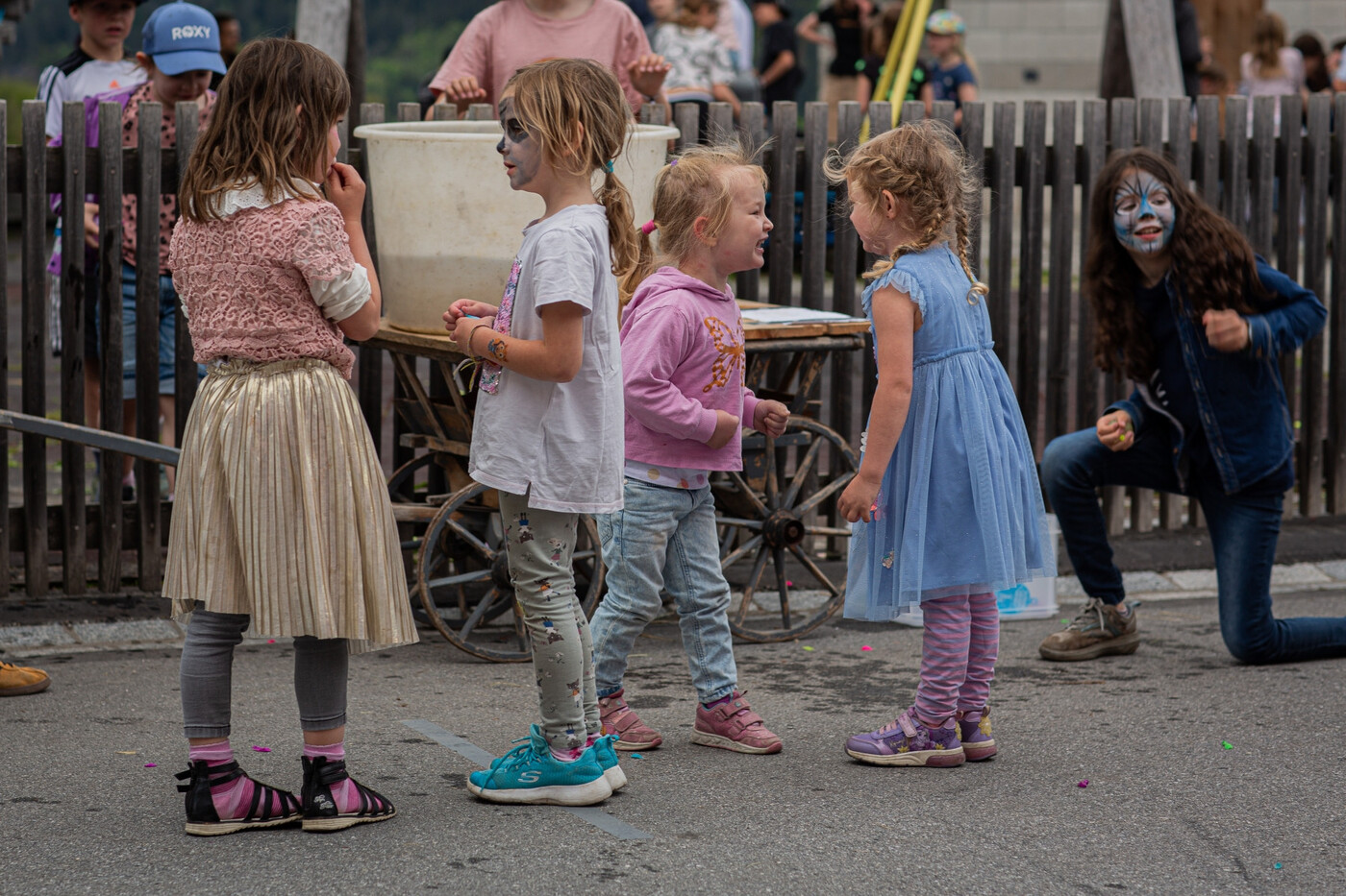 Spiel und Spass: Gesichtsbemalungen gehören zu einem Dorffest, Masein ist da keine Ausnahme.