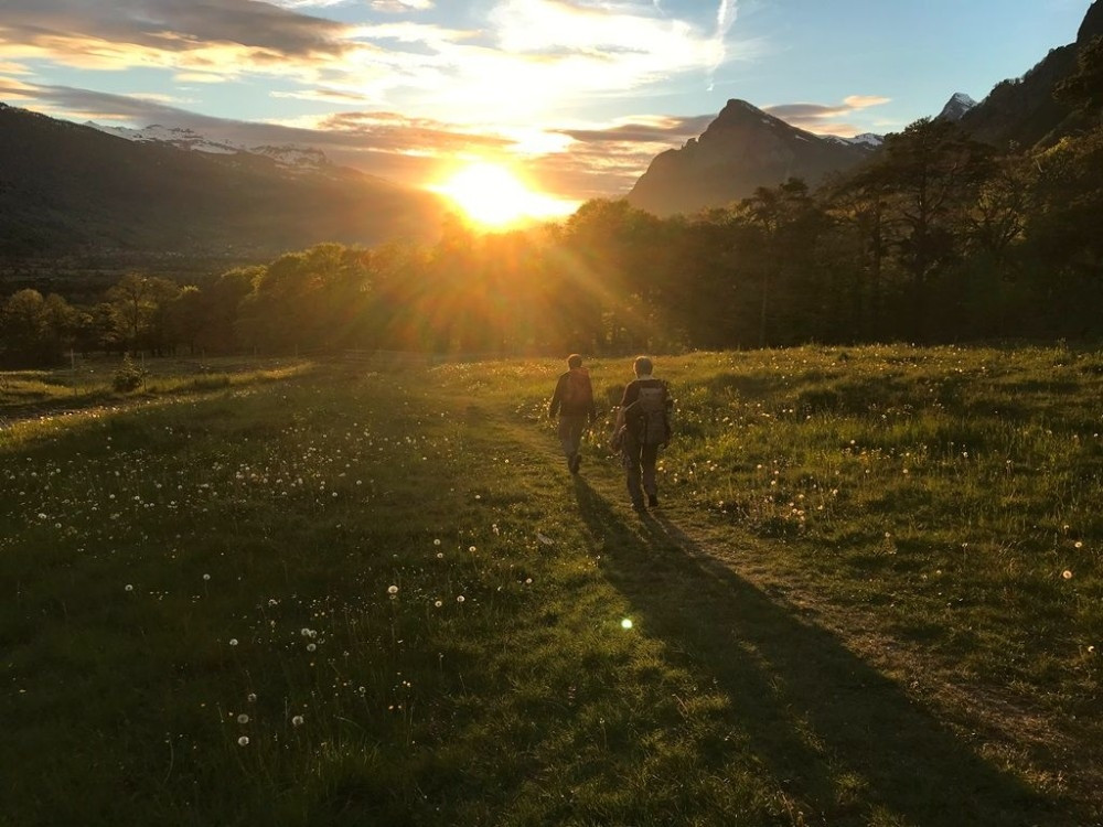 Tiefblick vom Berg: Diese Wanderung führt von Balzers nach Bad Ragaz.