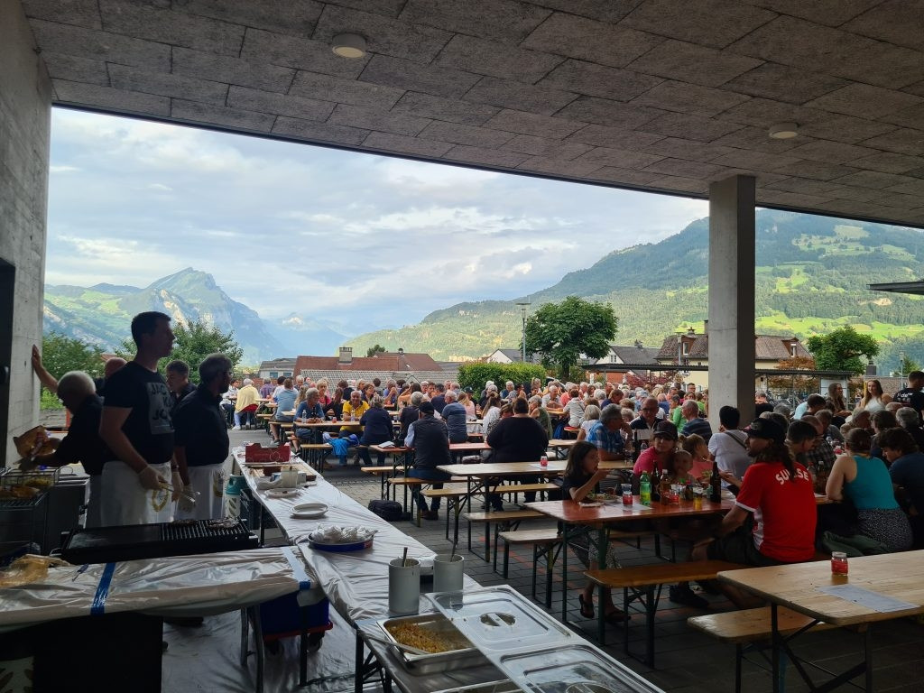 Essen vom Grill: Die Bundesfeier in Niederurnen findet schon am 31. Juli statt.